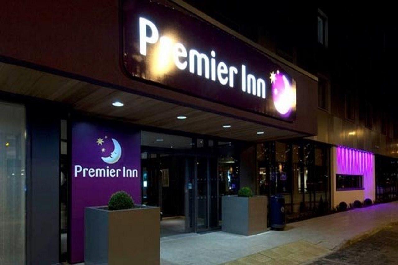 Premier Inn London Heathrow Terminal 5 West Drayton  Extérieur photo